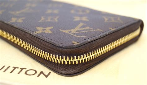 louis vuitton long wallets.